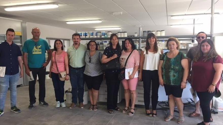 Los participantes del PIMEI visitan empresas de la comarca