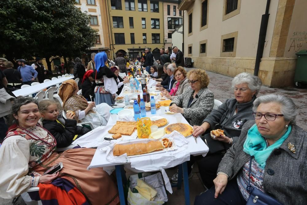 Comida en la calle en Oviedo