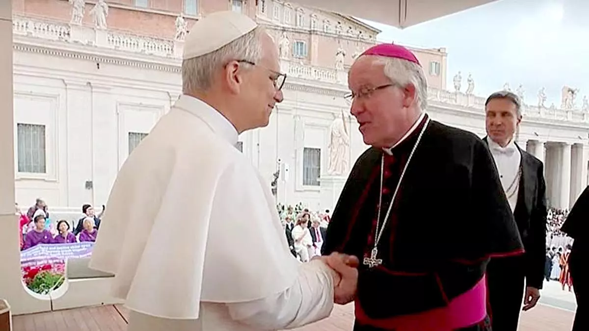El Papa agradece a la Hermandad del Cachorro "su implicación en la Gran Procesión" de Roma