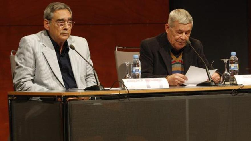 Joaquín Pérez Bartolomé (izquierda) junto a Josep Marí Ribas durante la presentación.