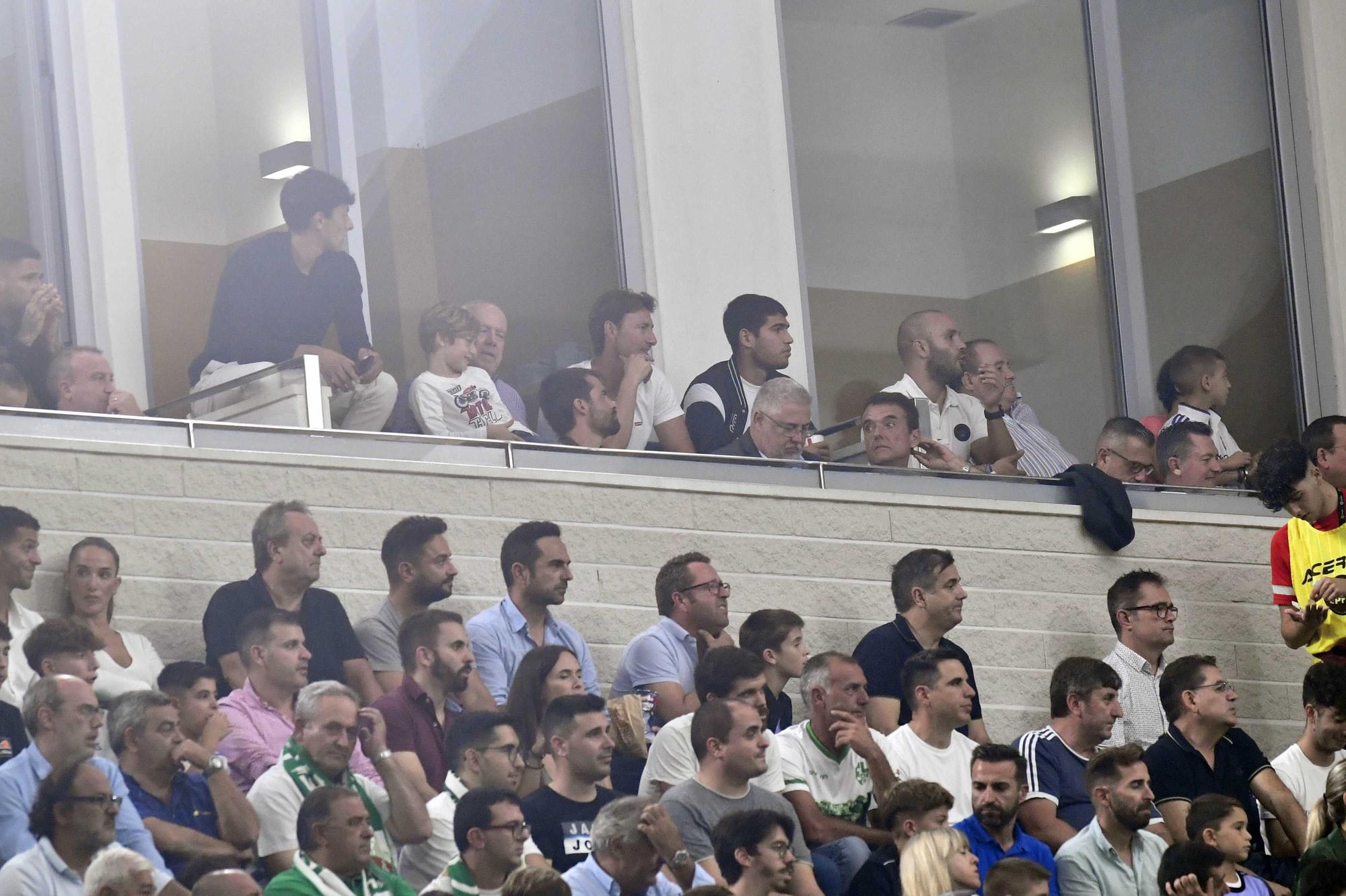 ¿Estuviste en el Martínez Valero? Aquí las mejores imágenes del Elche - Real Madrid