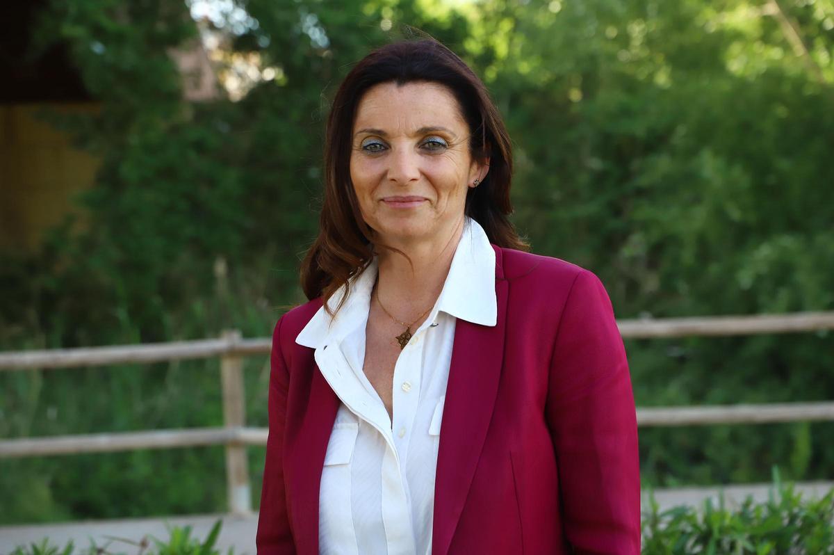 16- MARIA JOSE ANDRADA