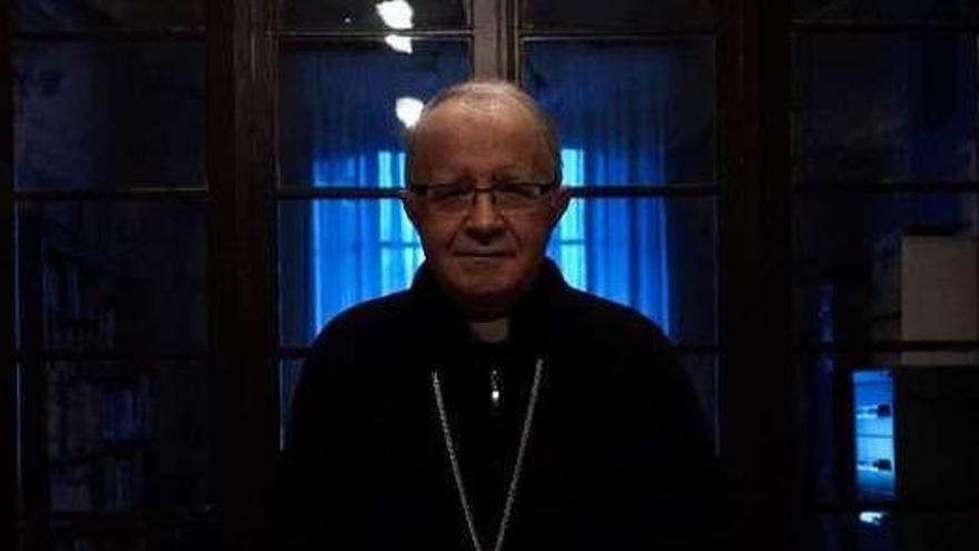 Gregorio Martínez Sacristán, obispo de Zamora: &quot;Me avergüenza el comportamiento del expárroco de Tábara&quot;
