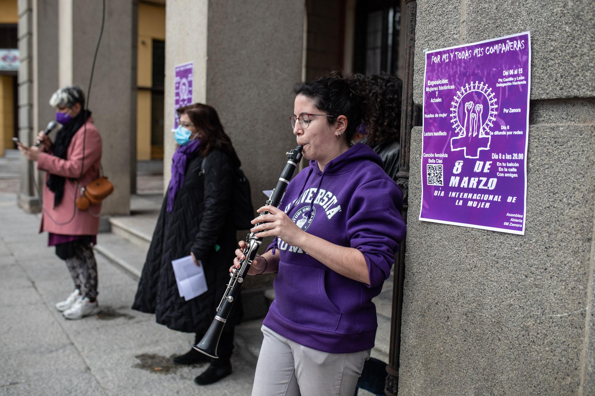 GALERÍA | Concentración de la Asamblea de Mujeres por el 8M en Zamora