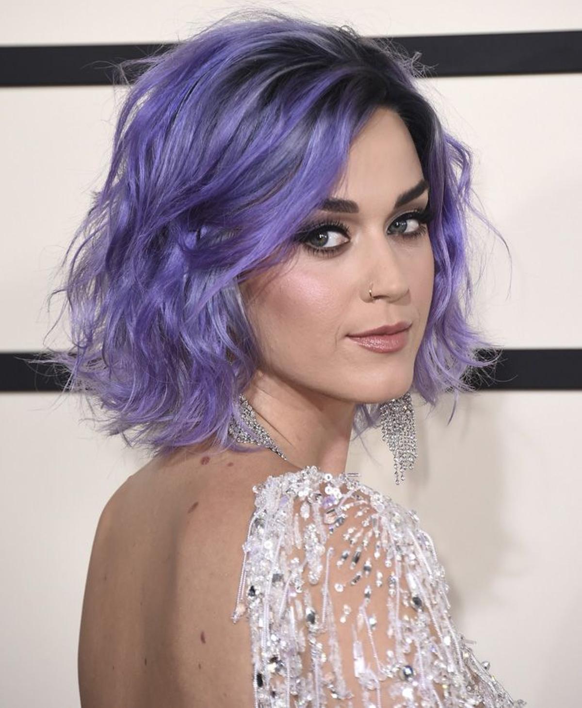 Katy Perry, con pelo morado