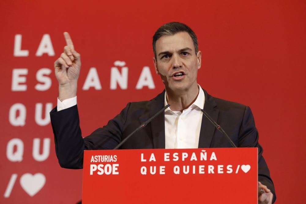 Mitín de Pedro Sánchez en Gijón