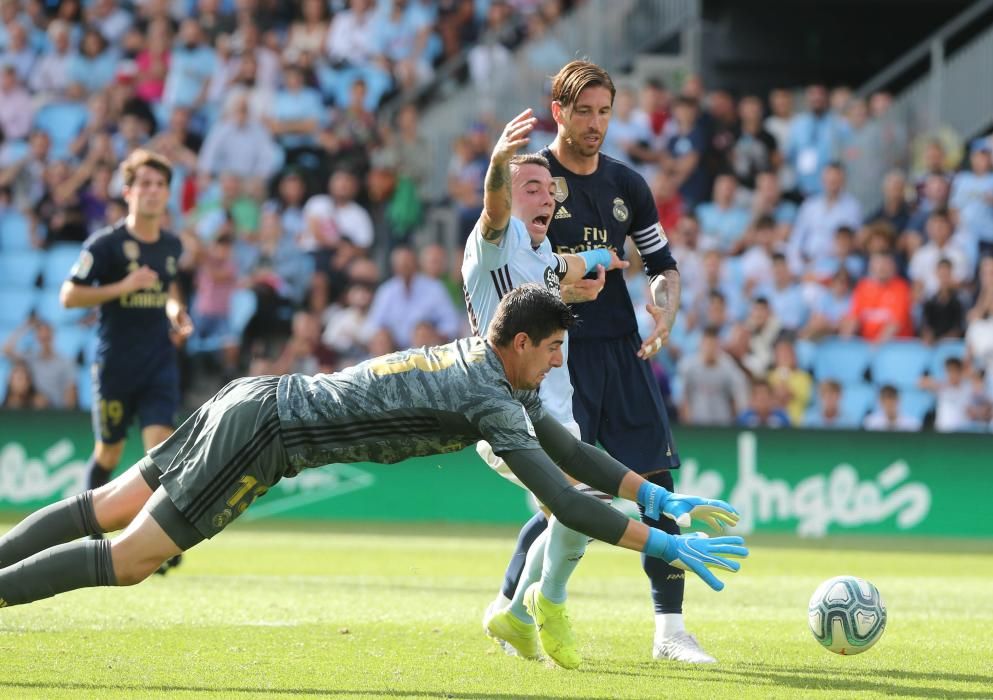 Las fotos de las mejores acciones del partido que terminó con derrota para los vigueses en Balaídos (1-3).