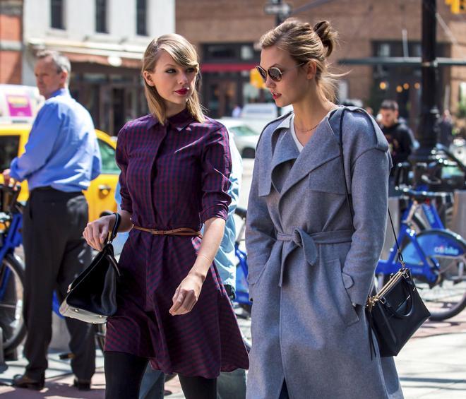 2014: Taylor Swift y su mejor amiga Karlie Kloss