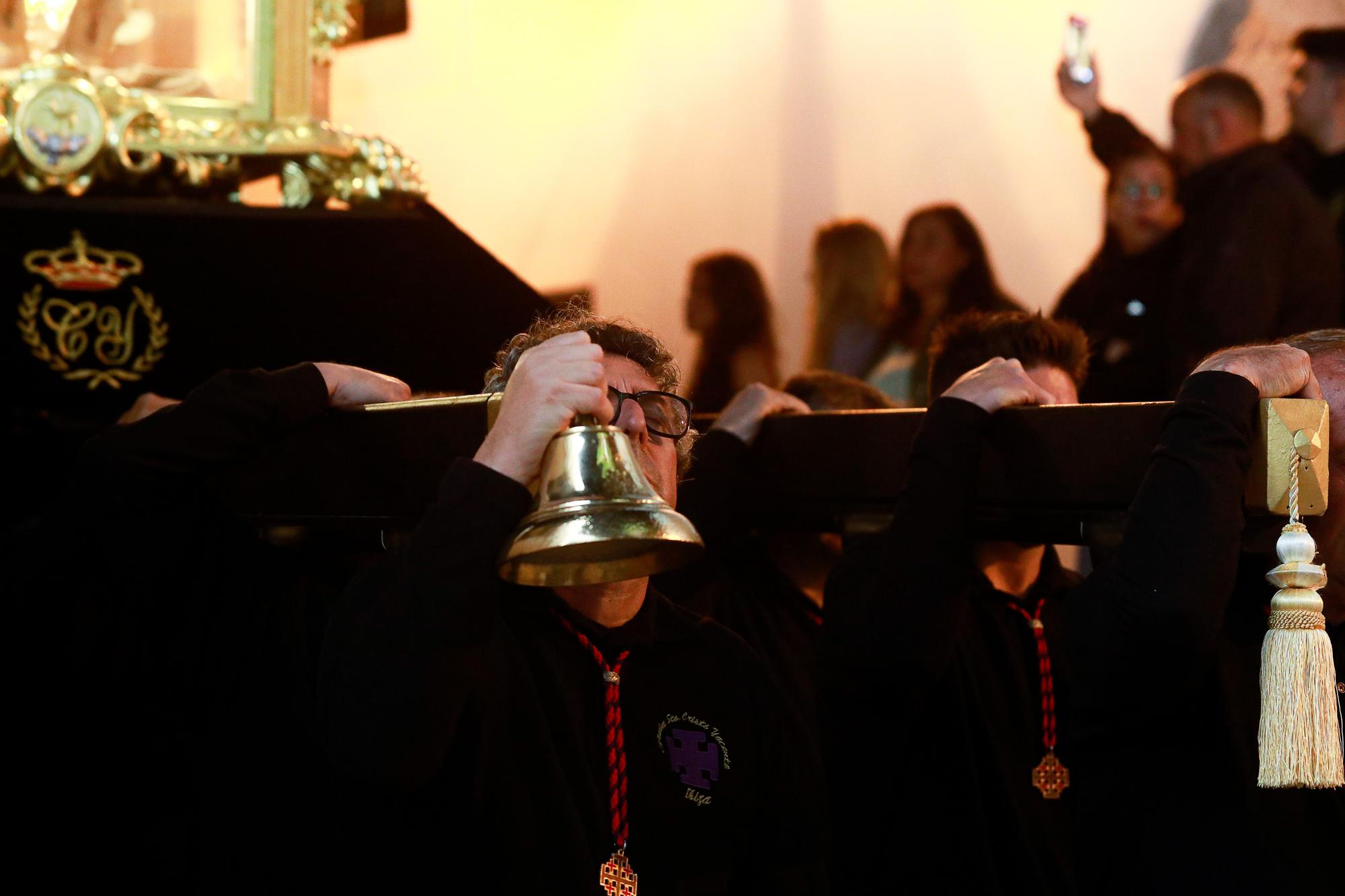 Así se vive el Martes Santo en Ibiza