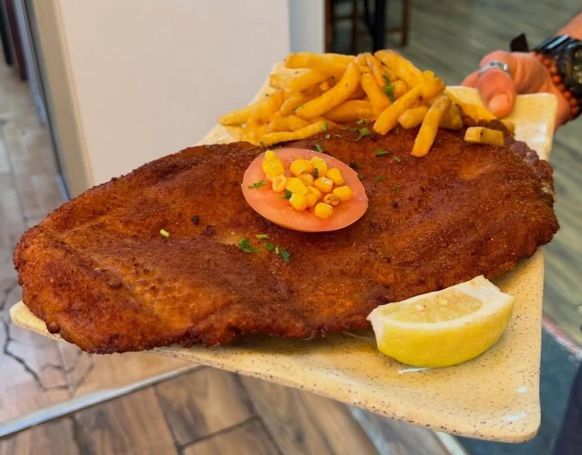 El local ofrece platos XXL