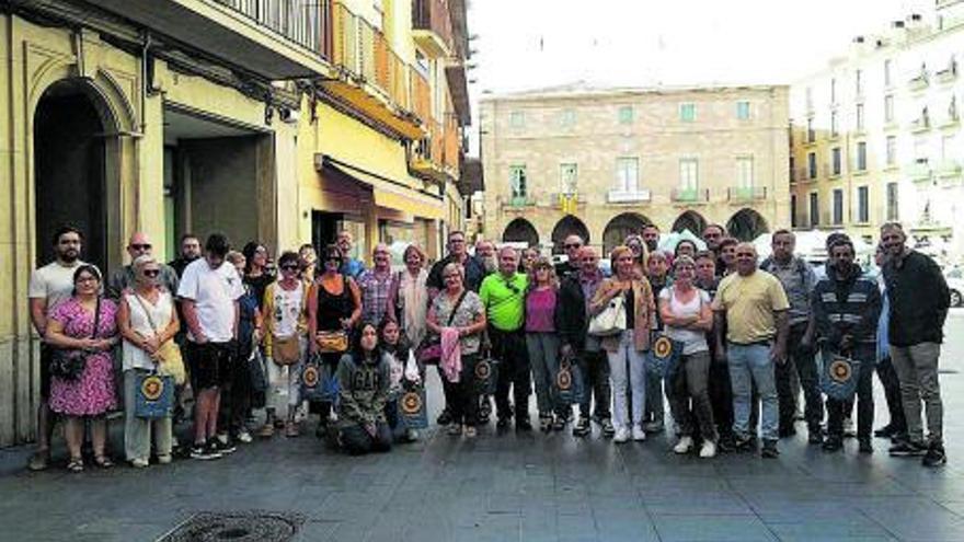 Manresa rep la visita de les persones premiades de la campanya «Compra i descobreix Catalunya» | AJUNTAMENT DE MANRESA