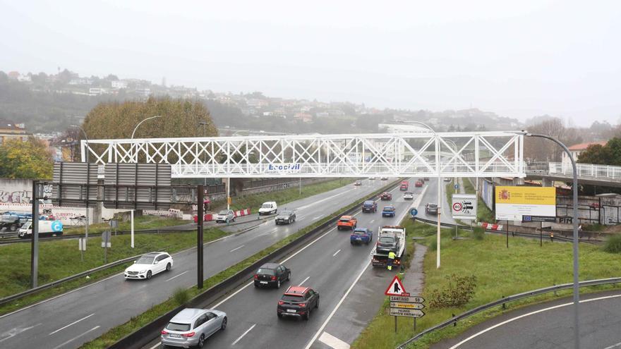 Un paso más para la pasarela de Pedralonga, en A Coruña