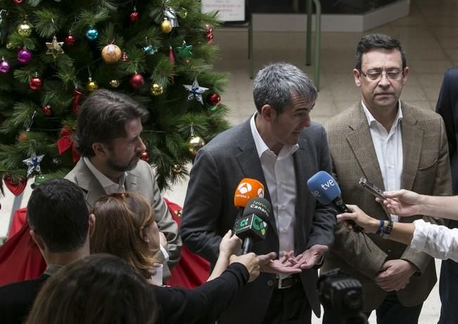 09/12/2016 EDUCACIÓN POLÍTICA  visita del presidente del gobierno Fernando Clavijo ey el presidente del cabildo de tenerife Carlos Alonso al Centro de Formación Profesional IES  Las Indias para explicar el proyectri Enlaza