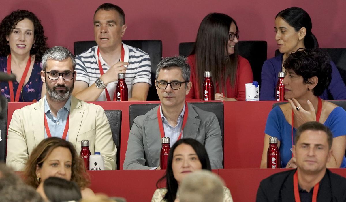 El ministro de Presidencia, Justicia y Relaciones con las Cortes, Félix Bolaños, en el centro, durante el comité federal del PSOE celebrado el pasado sábado.