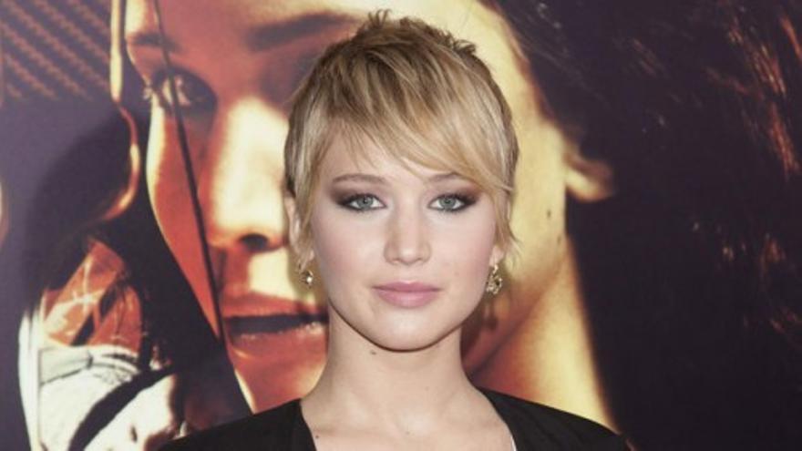 Jennifer Lawrence manda callar a los periodistas