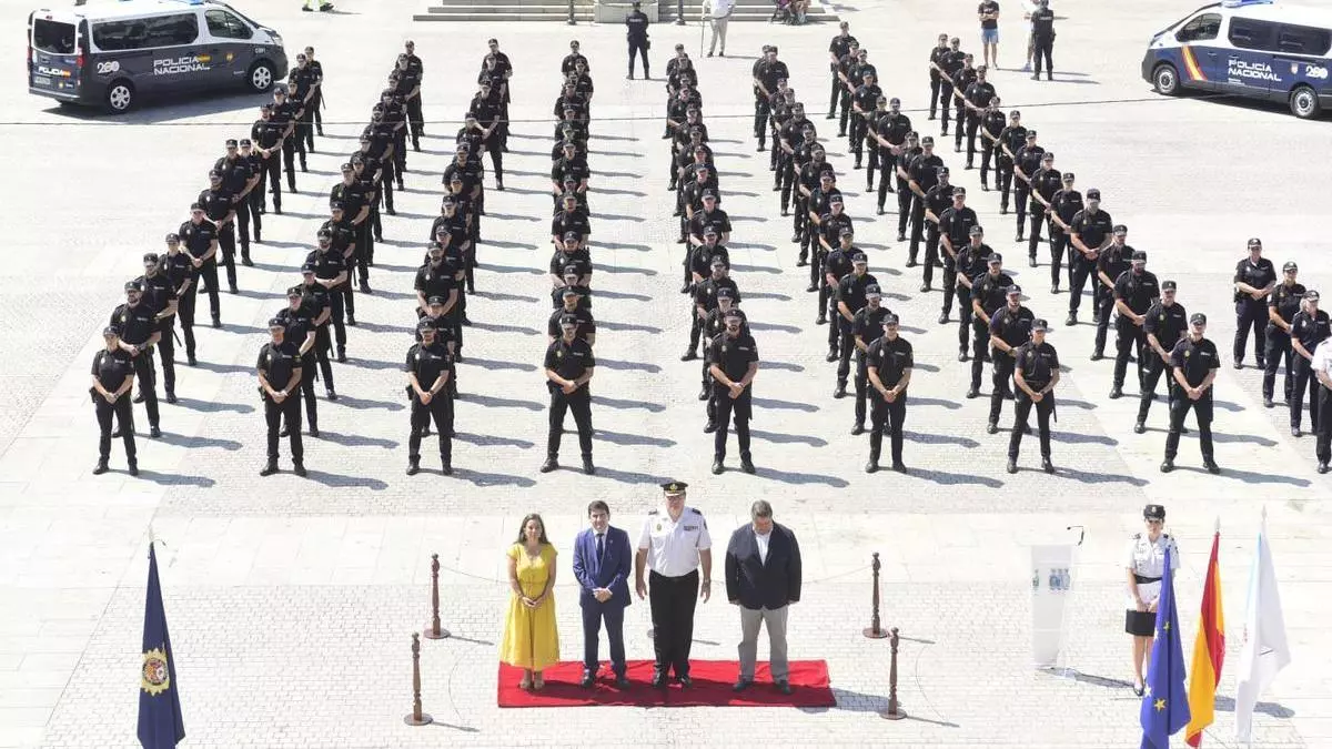108 agentes de la Policía Nacional en prácticas inician su formación en las comisarías gallegas