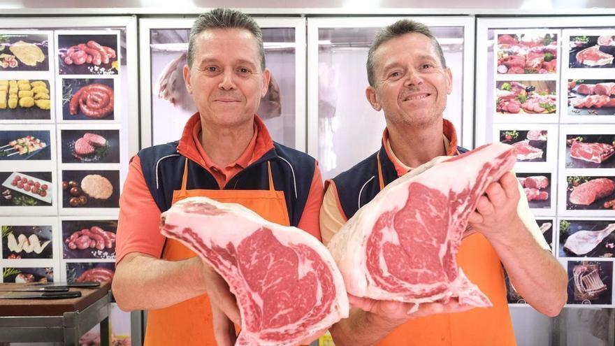 Cuatro generaciones de carniceros en el Mercado de Vegueta