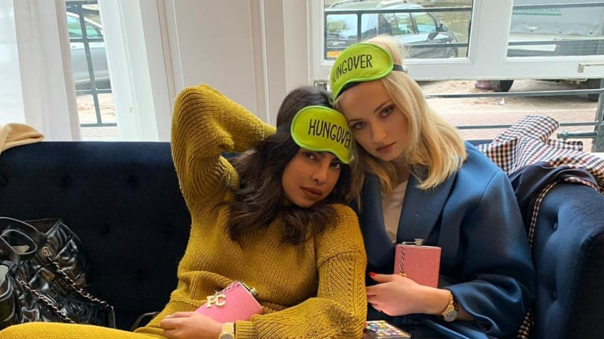 Sophie Turner y Priyanka Chopra son las Jonas Sisters