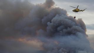 El incendio de Castellón y Teruel afecta ya a 3.000 hectáreas en un perímetro de 30 kilómetros