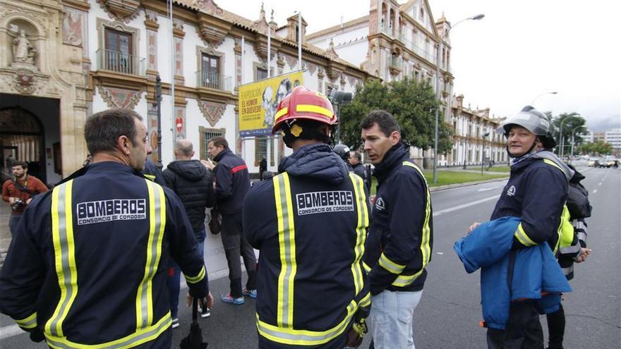 El Ministerio ratifica que no se puede recalificar a todos los bomberos