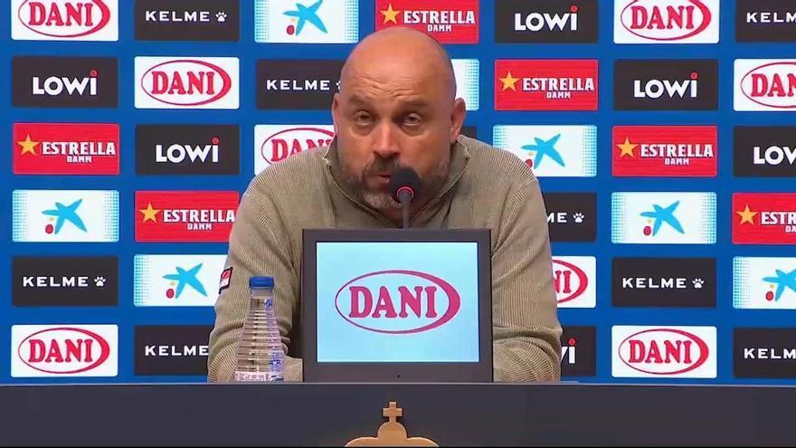 Manolo y Castro, tras el Espanyol-Levante: "Los jugadores llevan una mochila importante"