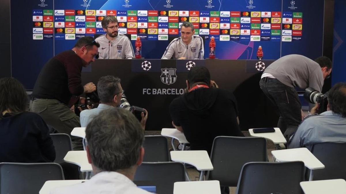 Ernesto Valverde, técnico del Barça, en la sala de prensa, hoy, de la Joan Gamper.