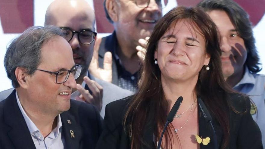 La cap de llista de JxCat, Laura Borràs, durant l&#039;acte de celebració