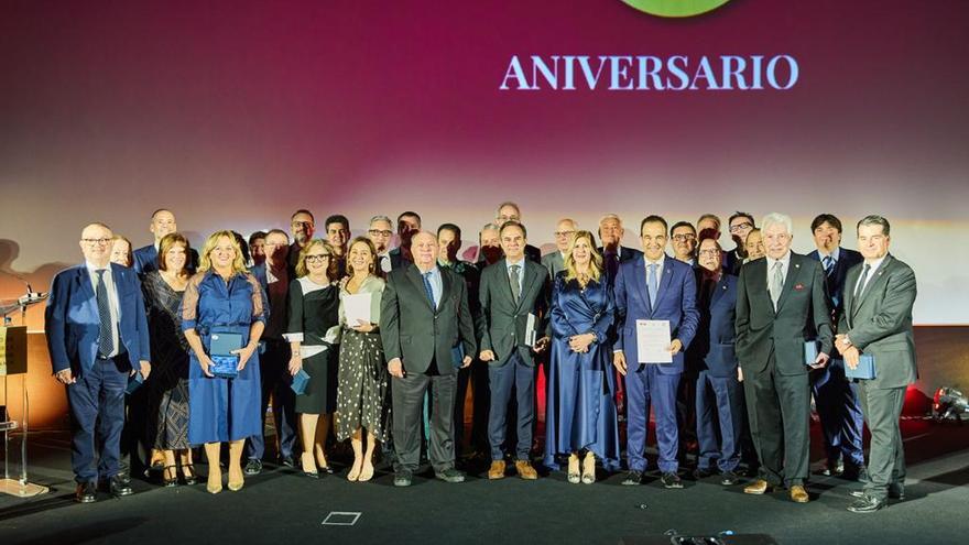 Homenajeados en la Gala del 50 Aniversario del Colegio Oficial de Gestores Administrativos.