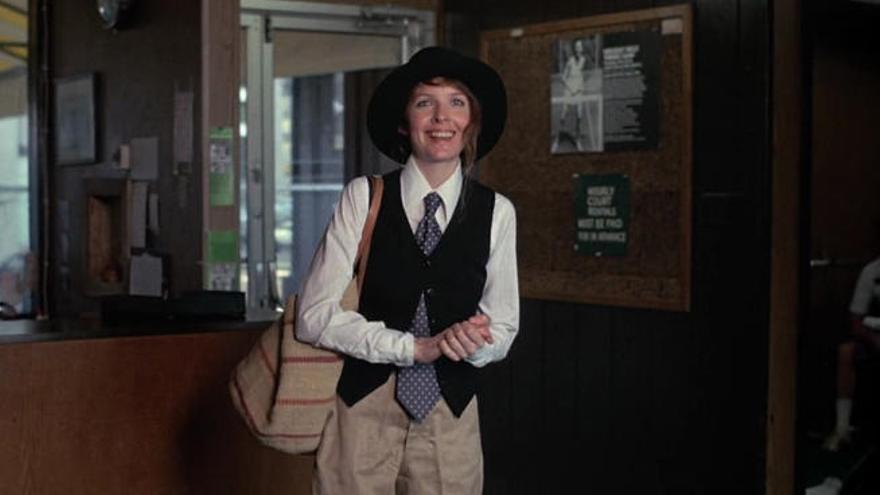 Diane Keaton, en una imagen del filme que la convirtió en un icono: &#039;Annie Hall&#039;.