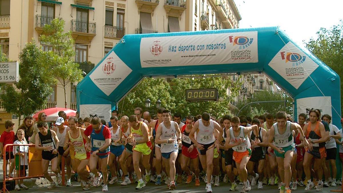 Salida de una carrera en una de las primeras ediciones del Circuito de Carreras Populares de Valencia