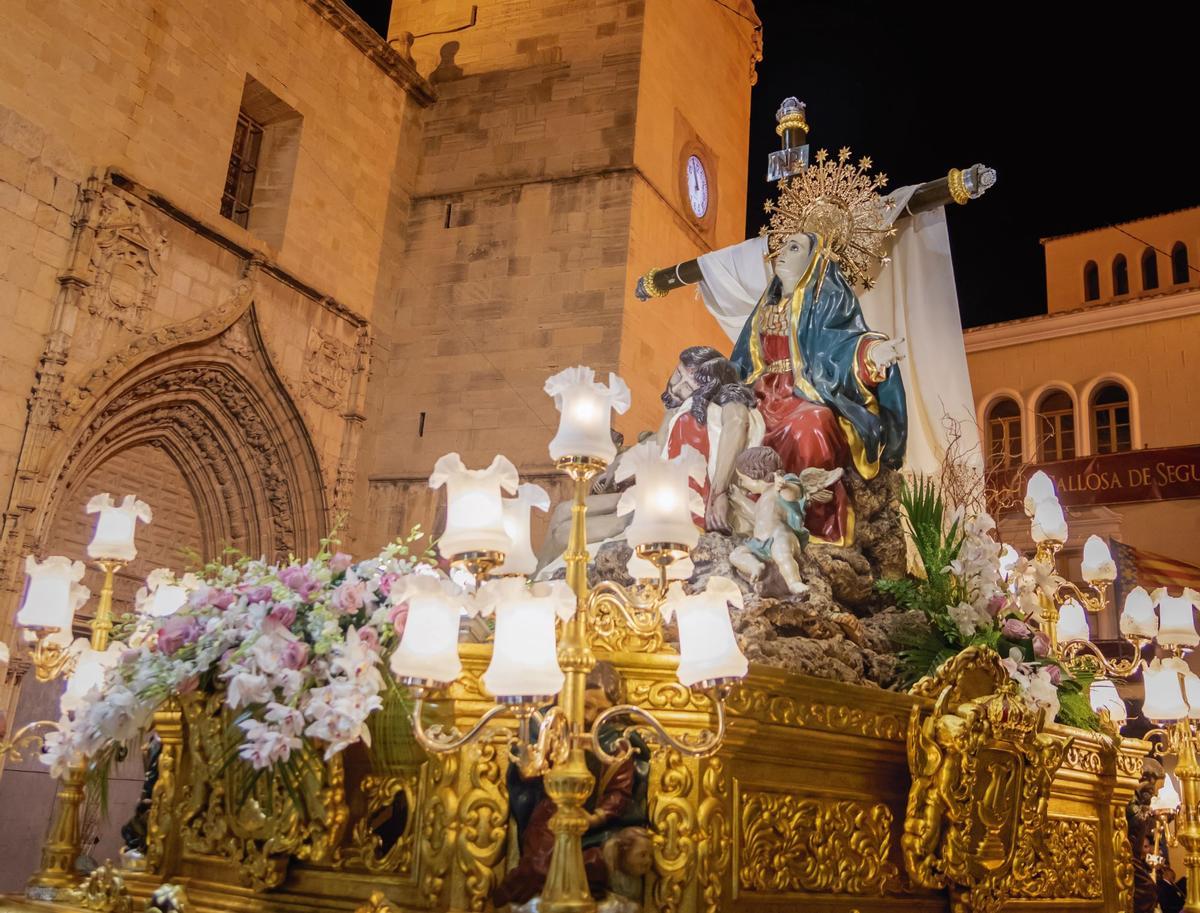 Paso de Ntra. Sra. de las Angustias. Cofradía de la Santa Cruz