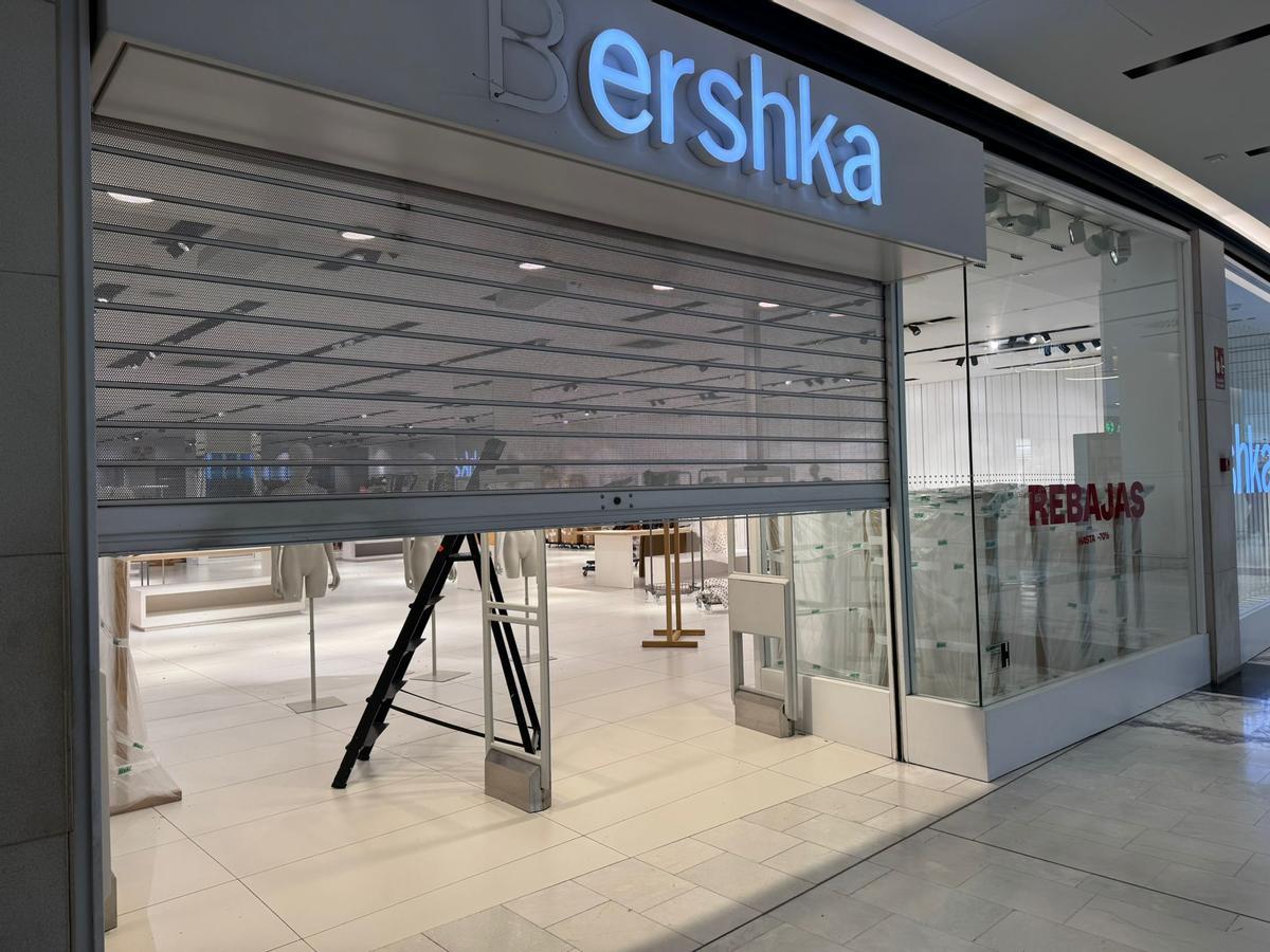 Trabajos de traslado en el local que hasta ahora ocupaba Bershka