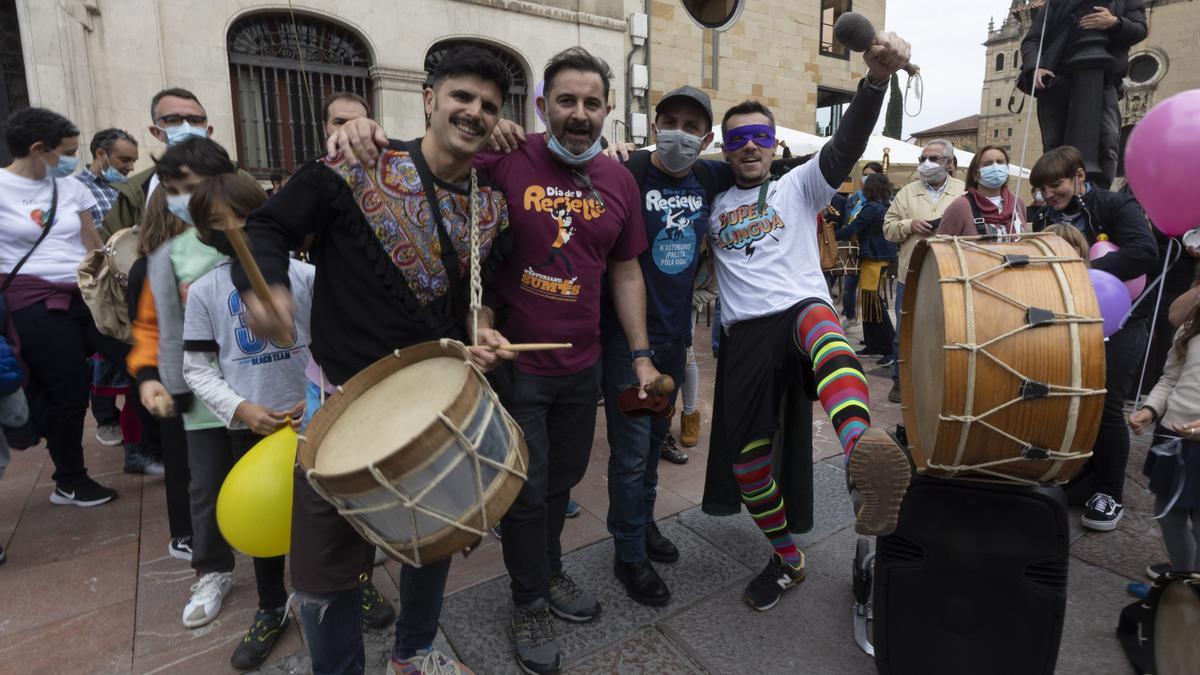 Los partidarios de la cooficialidad del asturiano se manifiestan en Oviedo