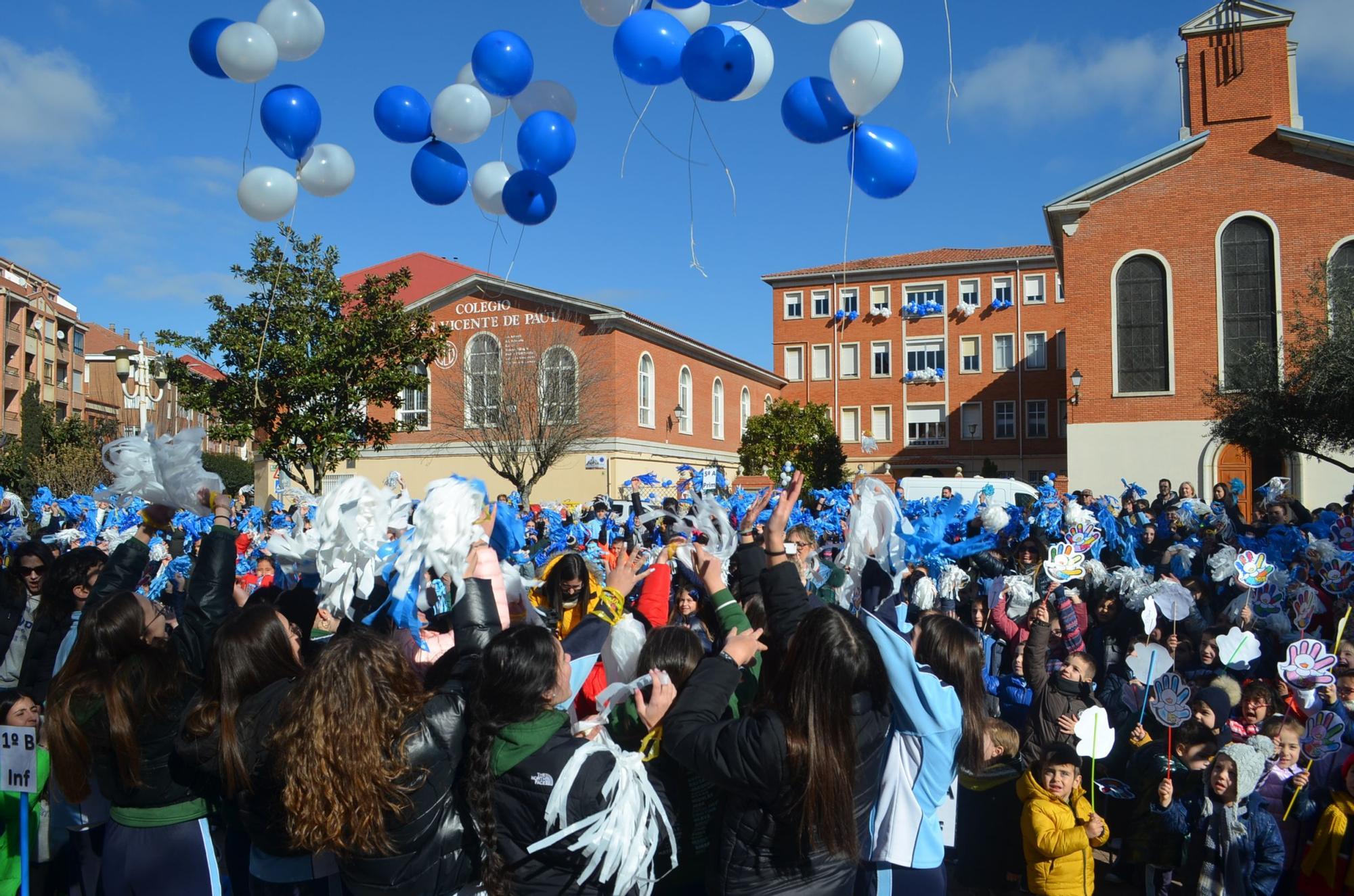 Así celebra el Día de la Paz el colegio San Vicente de Paúl de Benavente