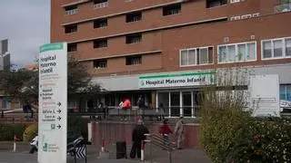 Ingresa en UCI del hospital Materno de Badajoz una menor por ahogamiento en una piscina