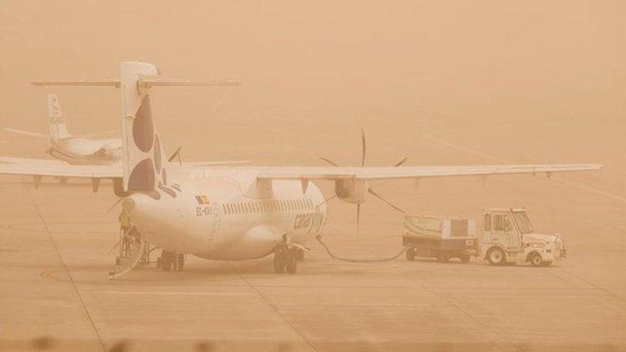 Canarias comienza a recuperar la normalidad en los aeropuertos