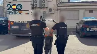 Detienen en Murcia a un violento ladrón que siguió a un vecino de 88 años hasta el portal de su casa y lo tiró al suelo para robarle