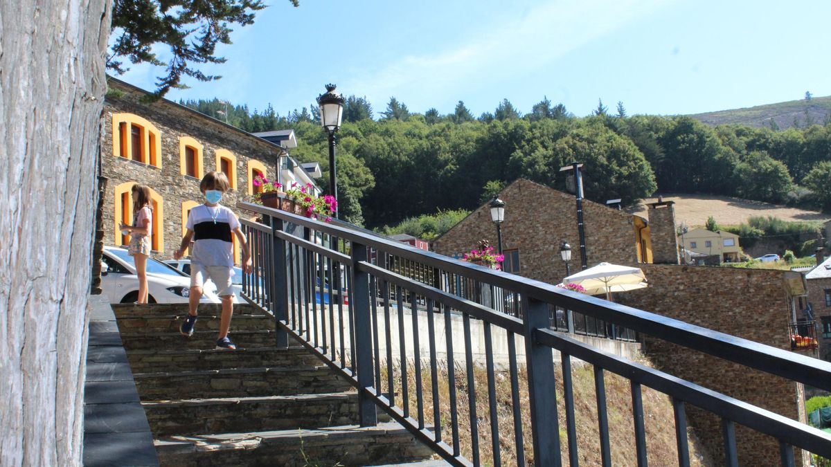 De guapo subido en Santalla (Santa Eulalia): Un balcón a la belleza de los Oscos