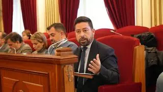 El ayuntamiento evita durante el pleno extraordinario dar fecha de apertura de la escuela de Artes y Oficios
