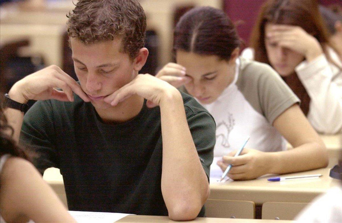 Pruebas de selectividad en la Universidad de Sevilla.