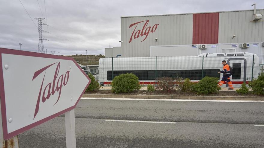 Talgo anuncia un acuerdo inminente con Renfe por los retrasos de los Avril y promete doblar su capacidad industrial antes de 2028
