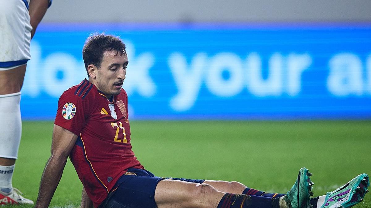 Mikel Oyarzabal se lesionó en el partido de España ante Chipre