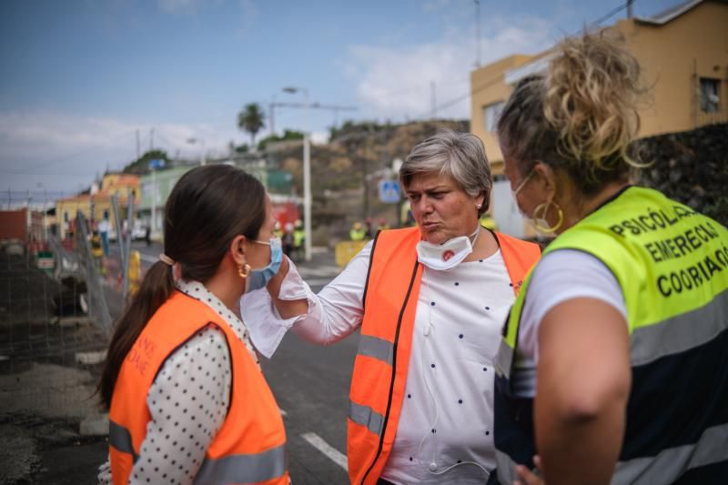 Desalojo de viviendas en La Palma debido a la erupción del volcán