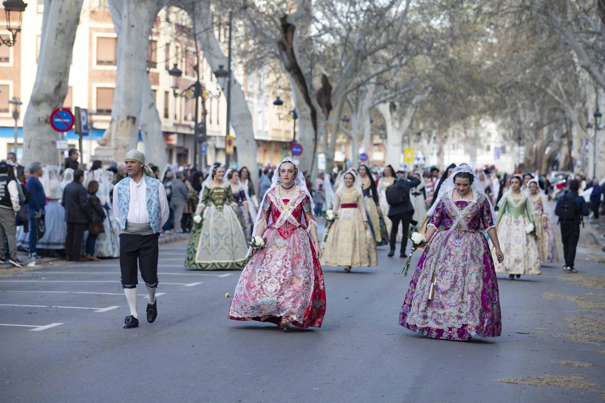 Búscate en la multitudinaria Ofrenda del sábado 22 de marzo en Xàtiva