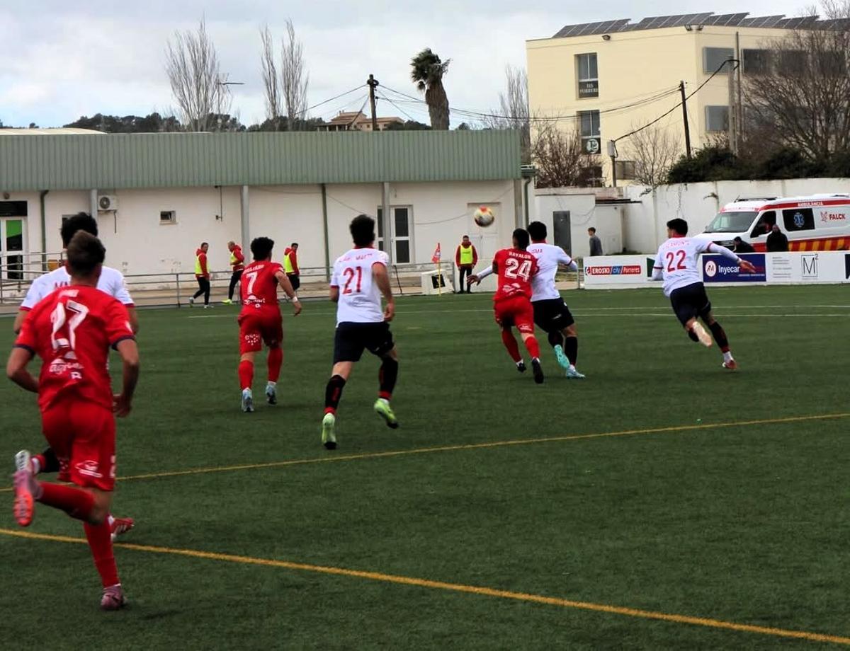 El Porreres ha sumado la decimoquinta derrota de la temporada