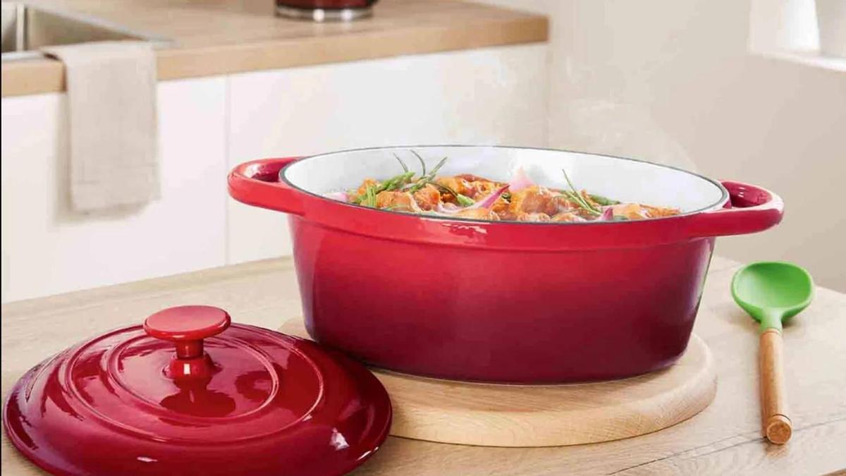 La cocotte de hierro fundido de la que los usuarios hablan maravillas y que sólo cuesta 29 euros.