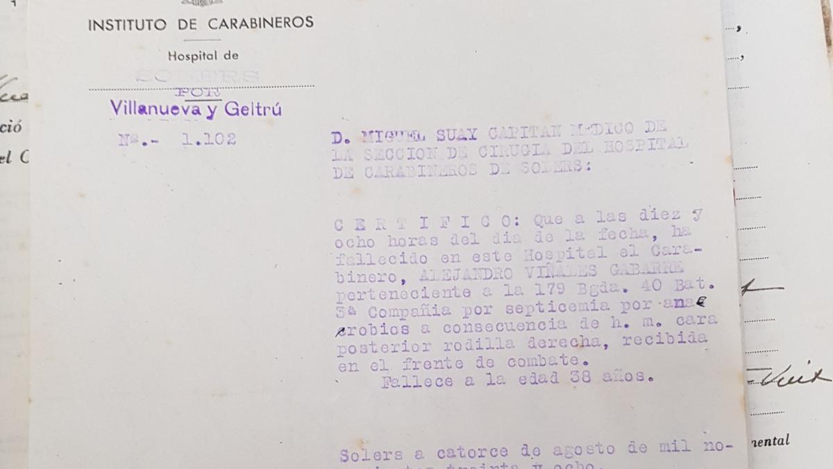 Certificado de defunción firmado por el capitán médico de la sección de cirugía del Hospital de Carabineros de Mas Solers.