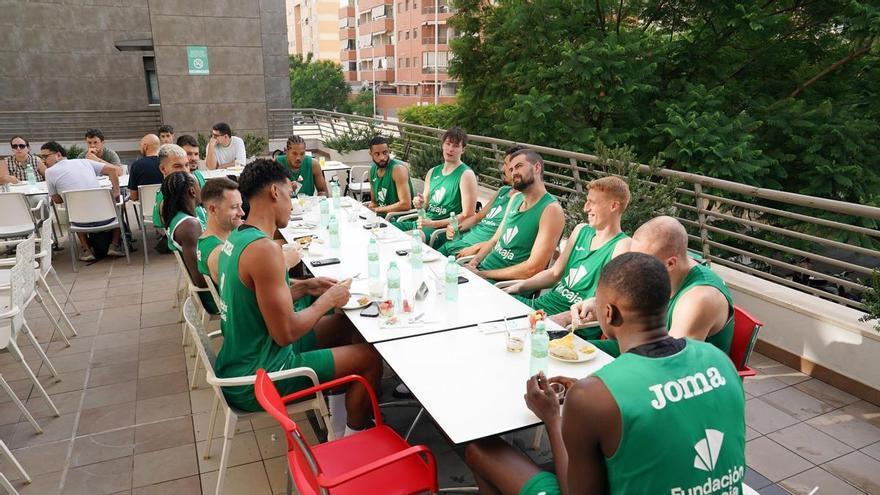 El Hospital Quirónsalud Málaga marca el inicio de temporada del Unicaja Baloncesto