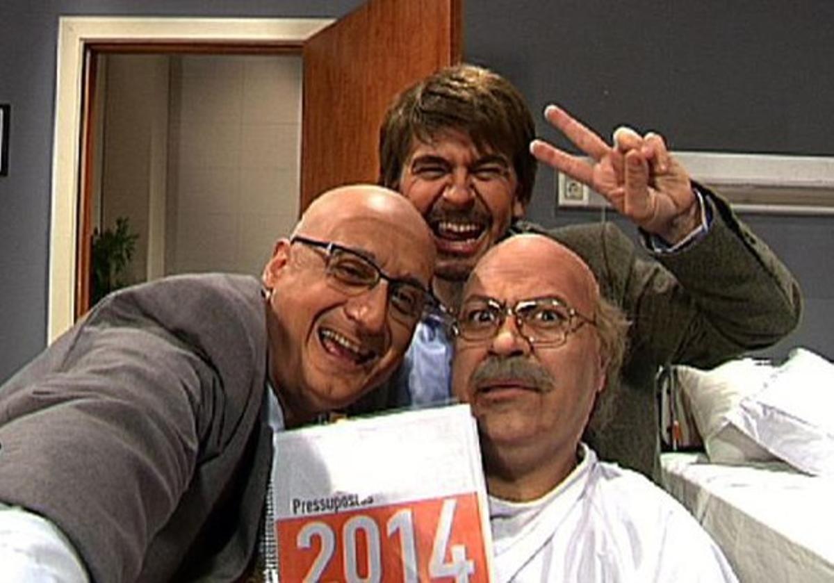 Cesc Casanovas (al centre) en un gag del programa ’Polònia’. Cesc Casanovas (al centre) en un gag del programa ’Polònia’.
