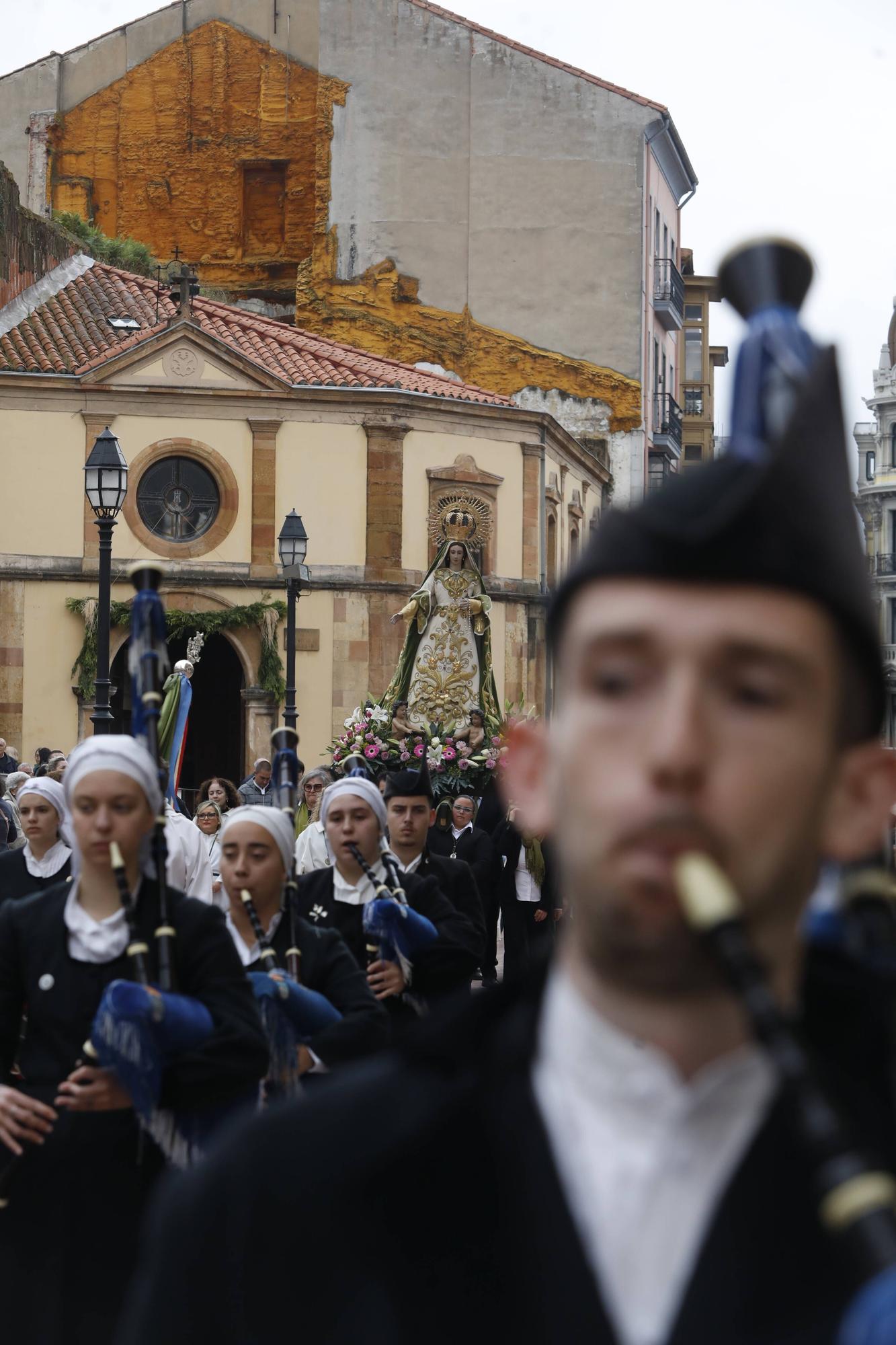 En imágenes: Procesión de la Balesquida en Oviedo